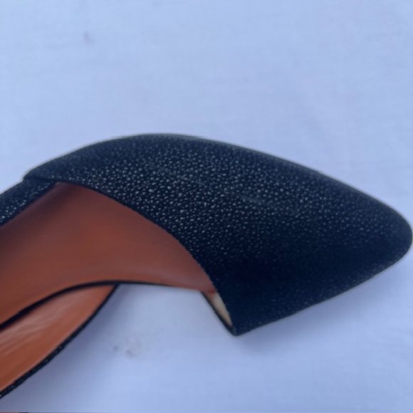 REBECCA MINKOFF Brie D'Orsay Black Stingray Print Pumps Size 6 1/2M - Picture 9 of 14